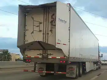 Trailer tail kit on dry van