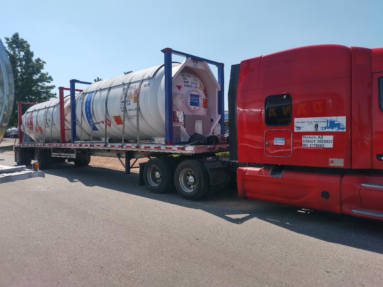 Owner-operator tractor supported by Freight Girlz truck dispatch services